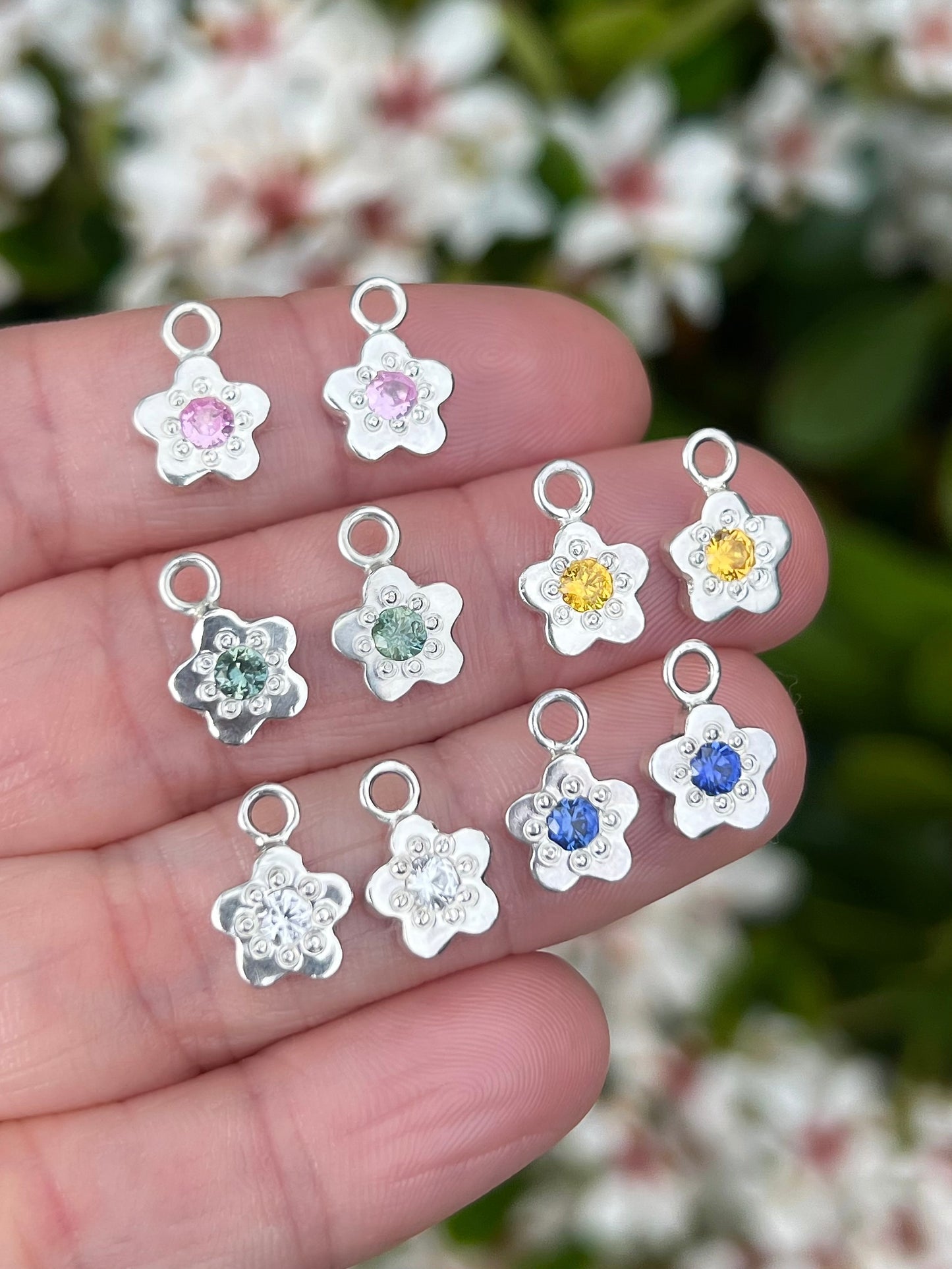 Daisy Chain Sapphire Hoops