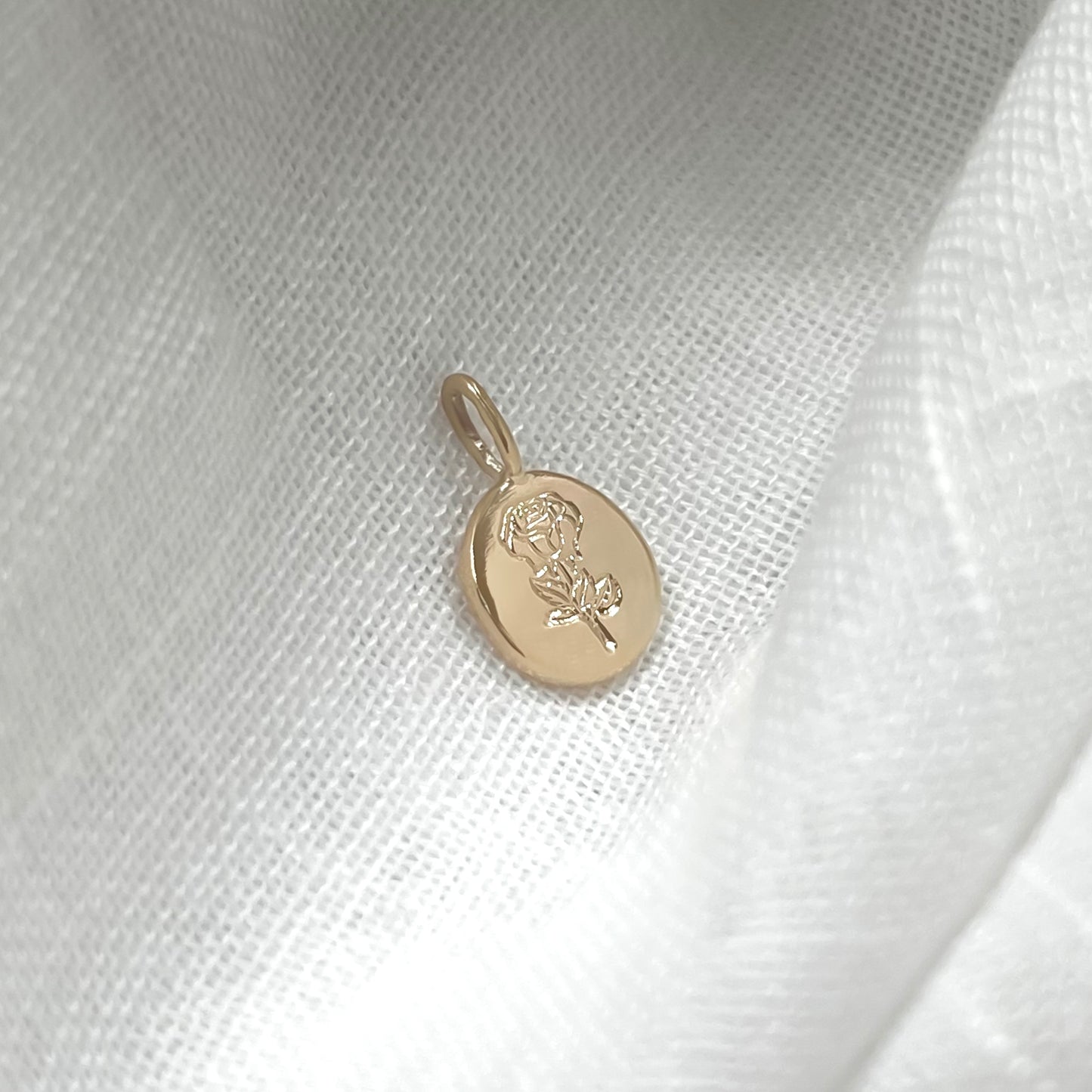Australian 9ct Solid Gold Flora Pendant